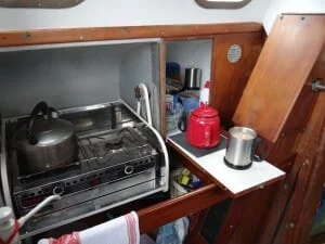 A124 Helene - A basic galley, but does include a teapot.