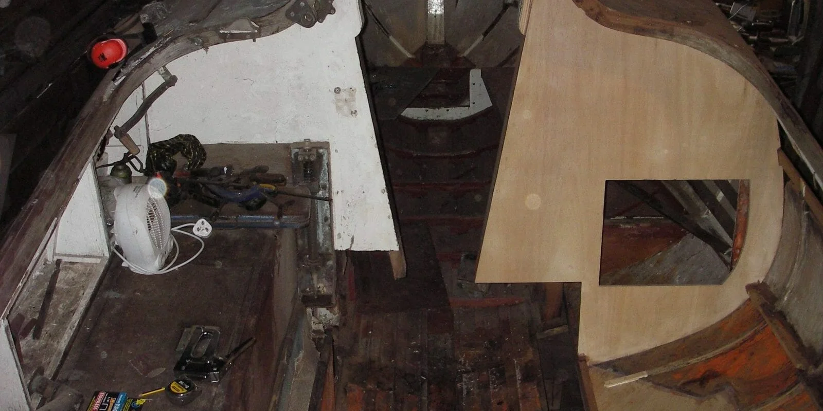 8.4 Cockpit Keelbox and Bulkhead rebuild 04