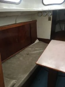 A065 Joann in 2017 043 - Main cabin