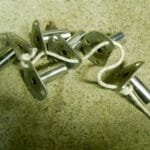 2020 10 A154 083 - stanchion bases