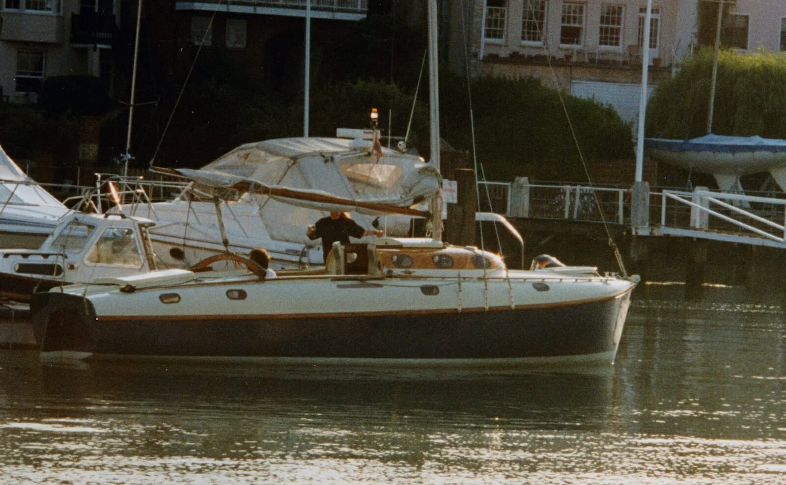 A165 Sloeberry attends Uffa Fox centenary in Cowes