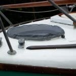 Forehatch fly-screen