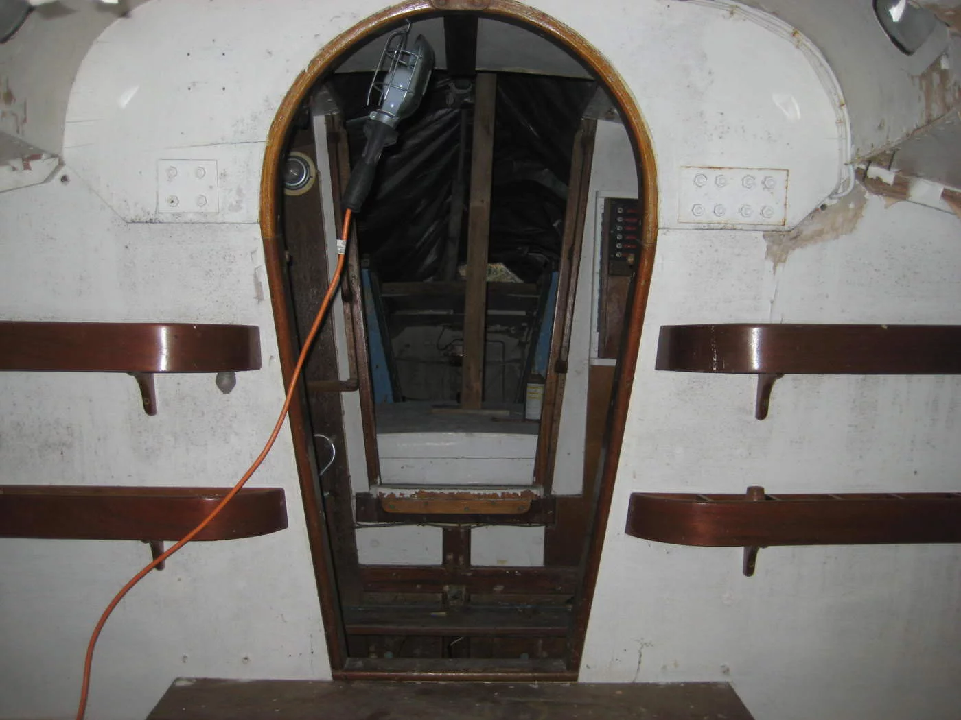 Forward cabin looking aft