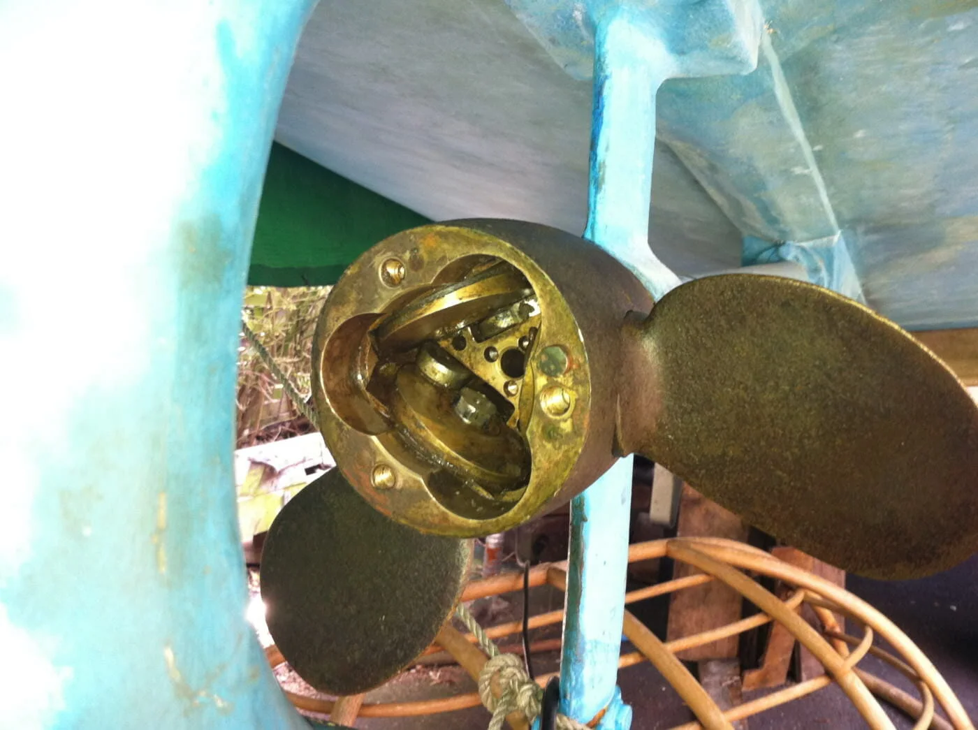 A17 Gambol Variable Pitch Prop Being Dismantled Winter 2010