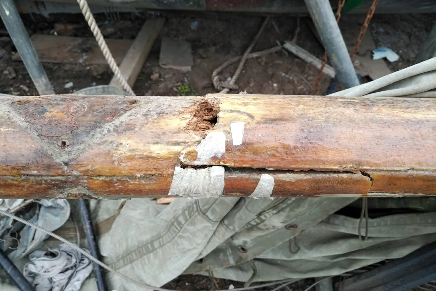 Mast Fracture just below crosstrees
