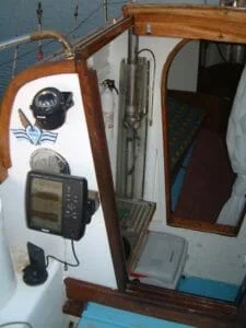 Hydraulic lift on the keels
