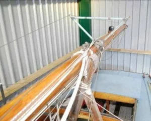2007 Wooden Mast in excellent condition