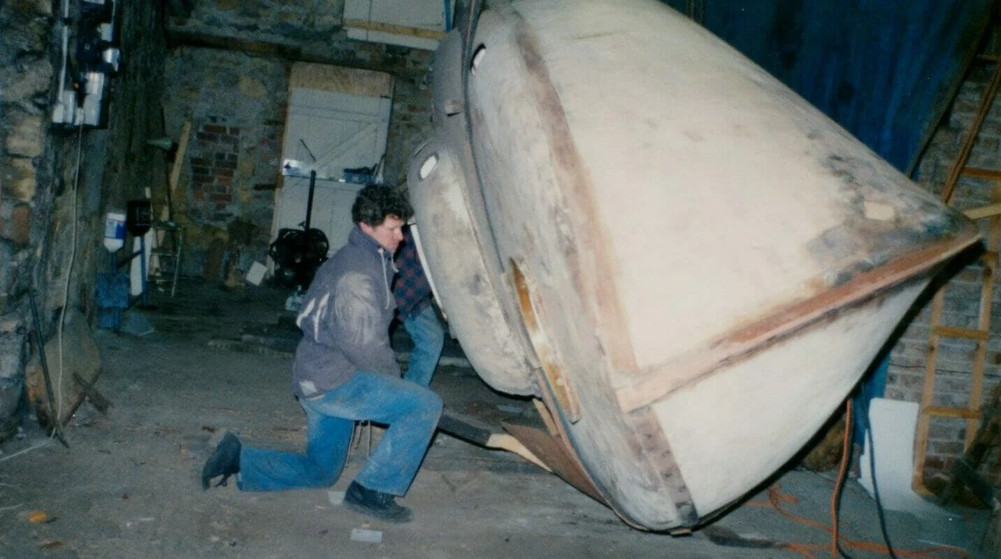 A105 (7) Date unknown. Turning hull over