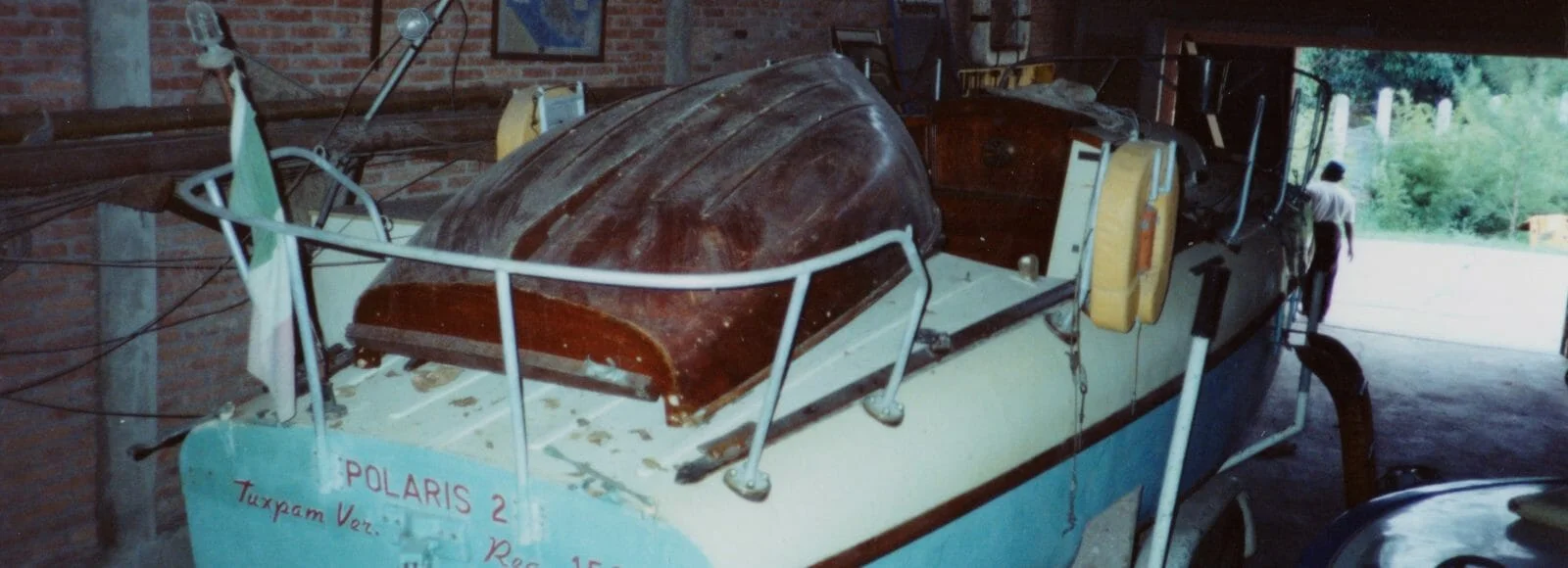 Reported in September 1991 that "it's still there".