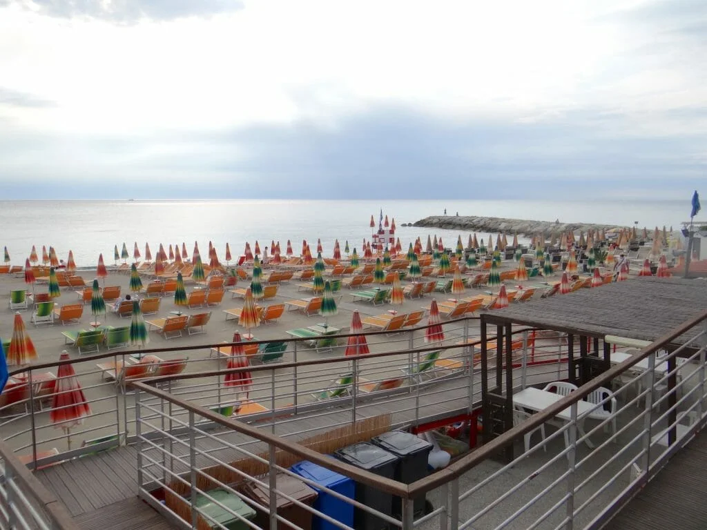 The beach at Loano, in the evening.