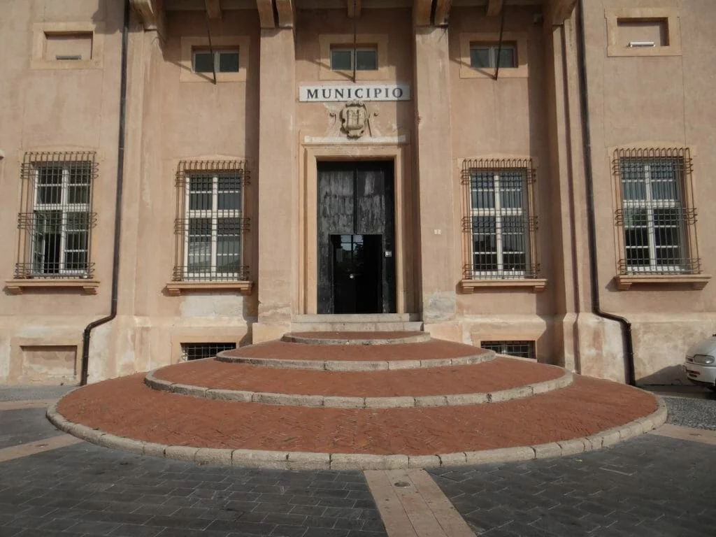 The town hall. Interesting approach to accessibility!
