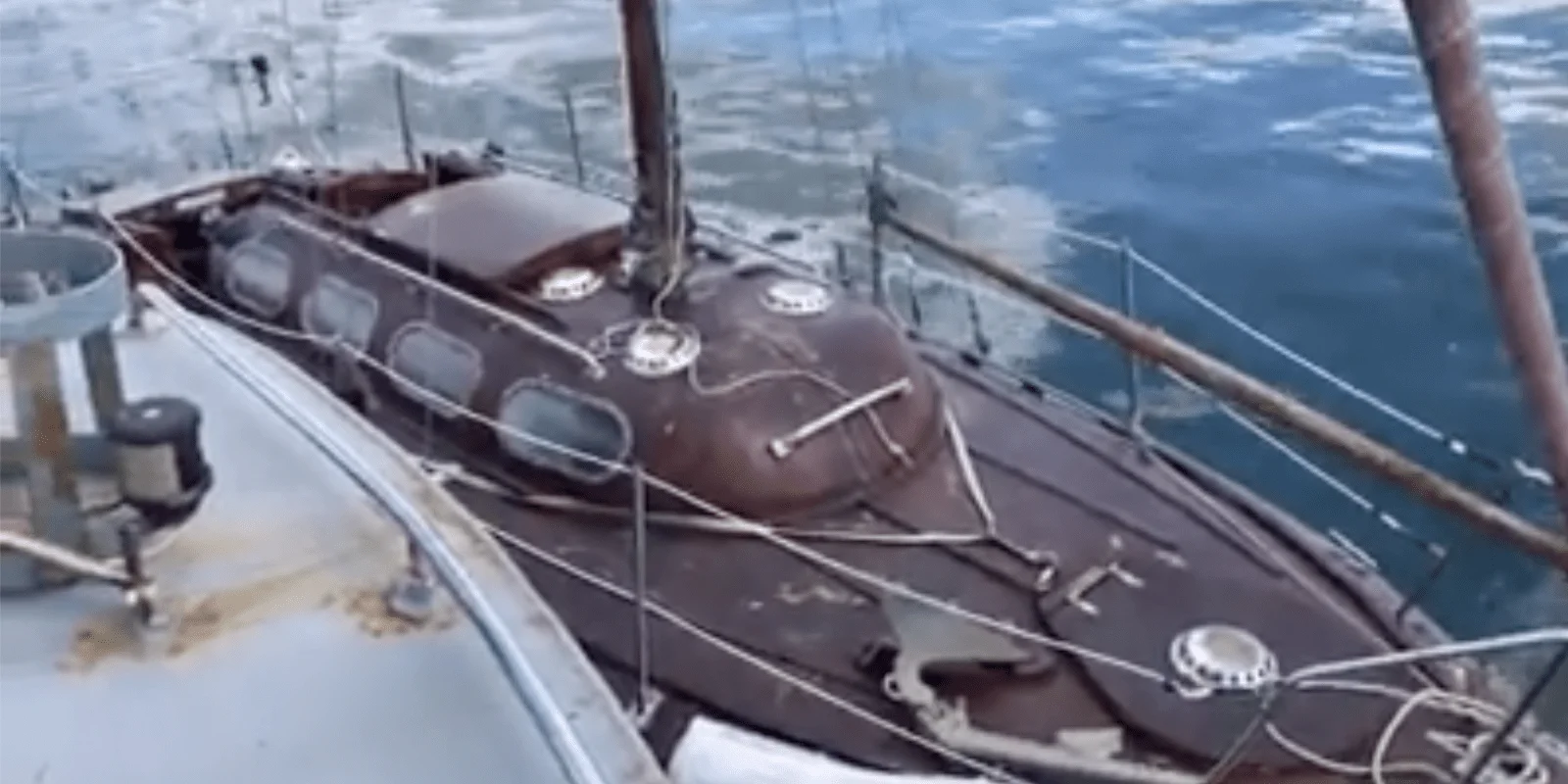 2020 07 21 T4 being towed to Gosport for scrapping