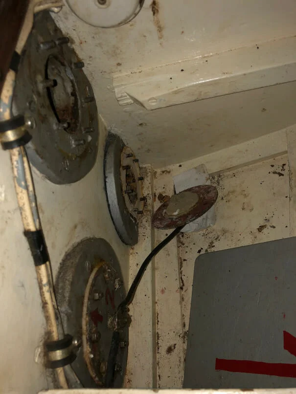 keel bolt covers