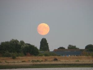 Balancing the full moon