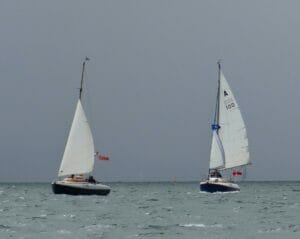 A good sail with the tide to The Hamble