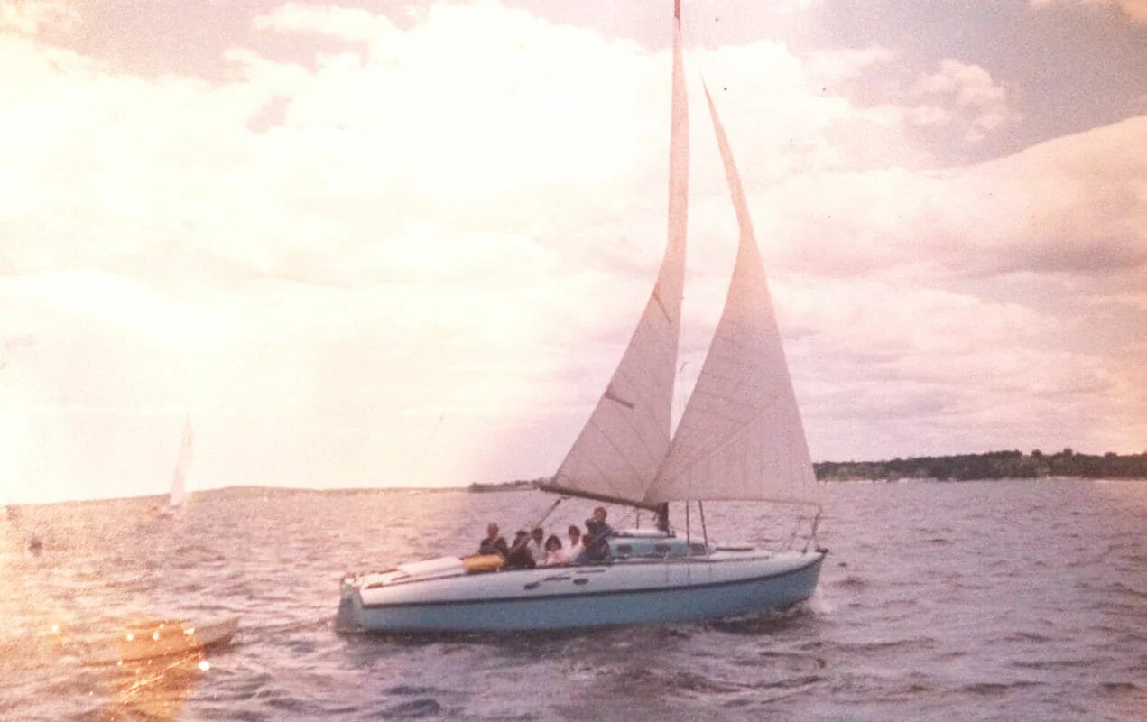 A77 under sail in USA1.1-8758af51