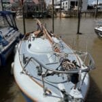 Now the mast just needs to go up